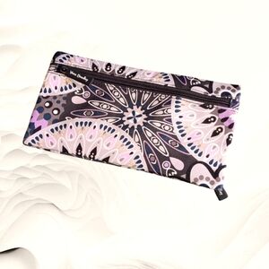 - VERA BRADLEY 2-SIDED PENCIL/PEN POUCH NWOT